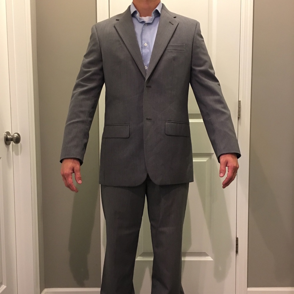 Gray men’s suit